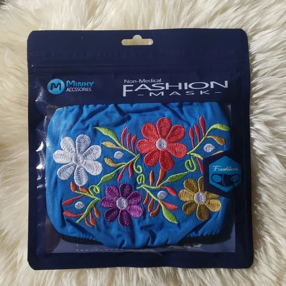 Minky Accessories Fashion Mask NWT - Picture 3 of 3